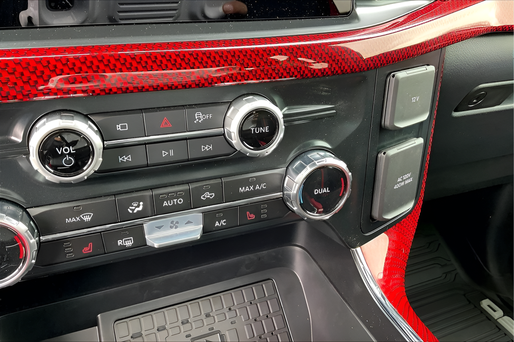 2025 Ford F-150 XLT - Photo 14