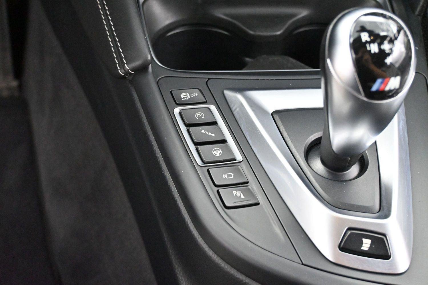 Used 2015 Black Sapphire Metallic BMW M4 image 19
