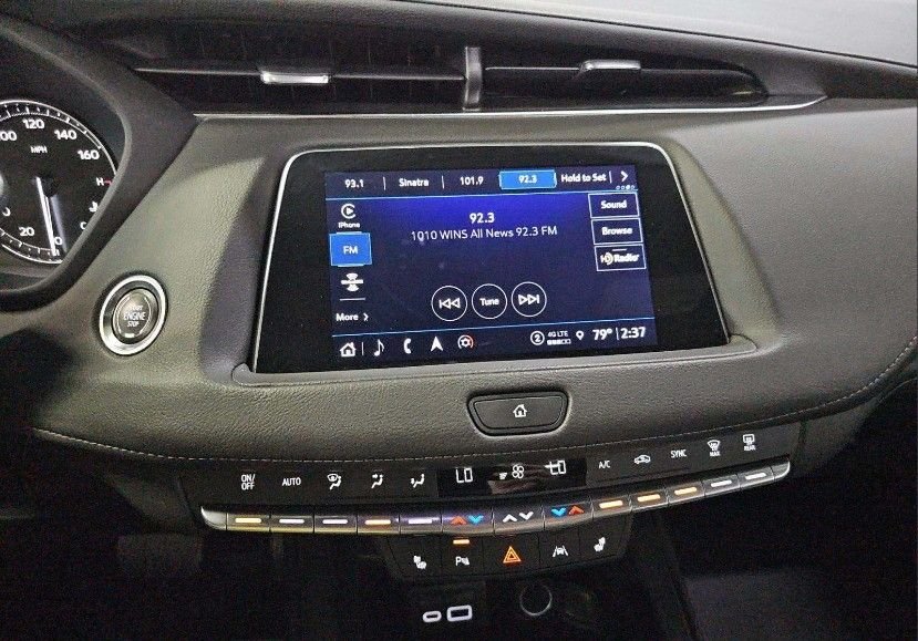 Used 2023 Silver Cadillac Premium Luxury image 9