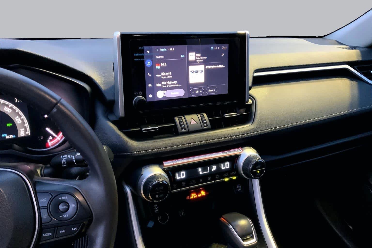 Used 2025 Magnetic Gray Metallic Toyota XLE Premium image 6