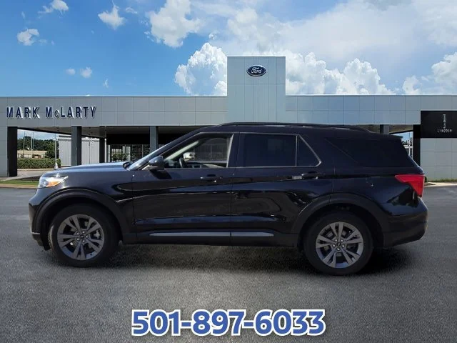 Used 2023 Black Ford XLT image 2