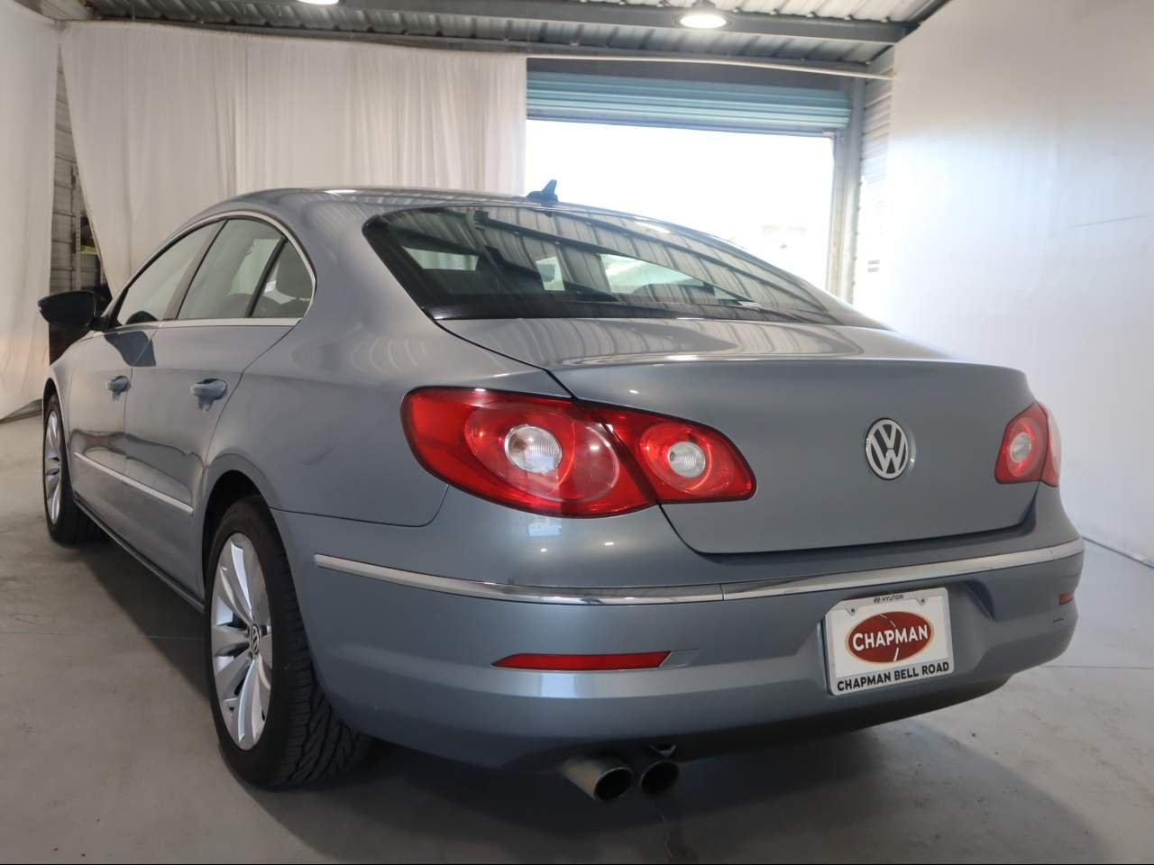 Used 2009 Reflex Silver Metallic Volkswagen Sport image 6