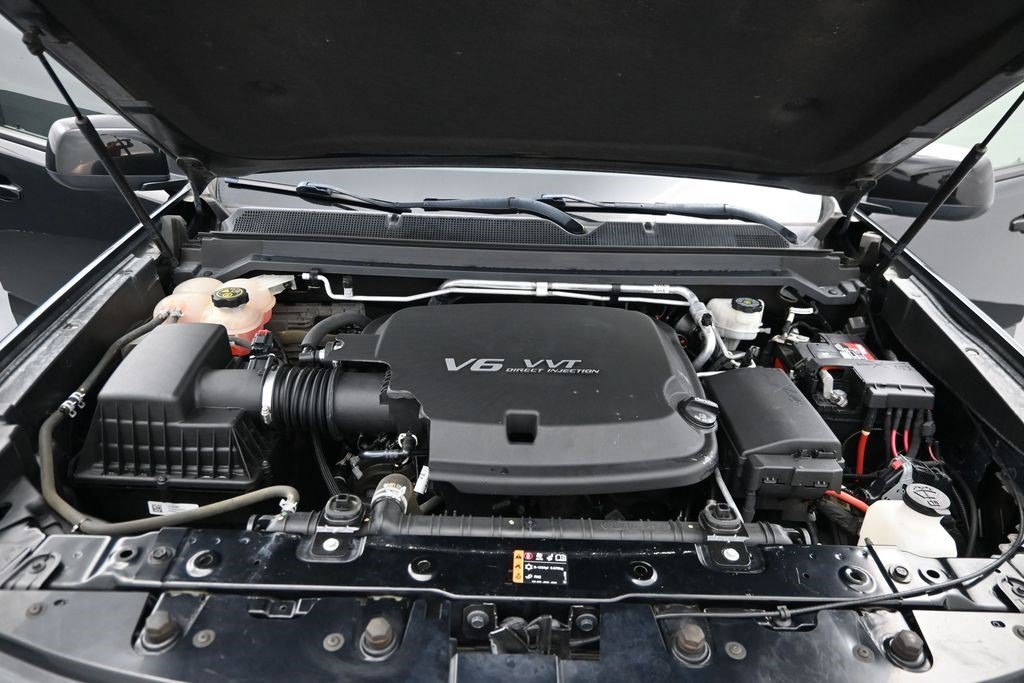 Used 2019 Black Chevrolet 4WD ZR2 image 11