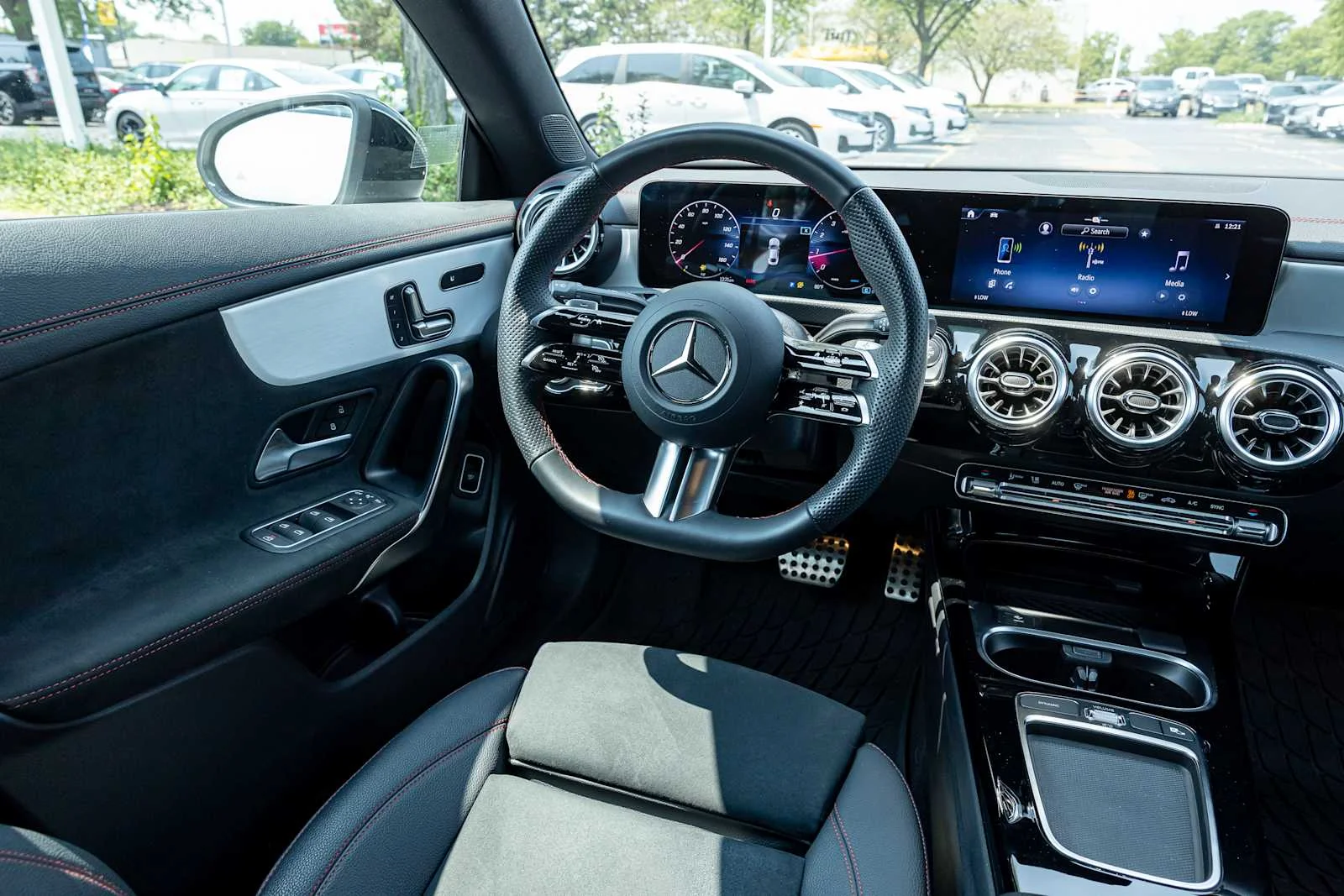 New 2026 Polar White Mercedes-Benz CLA 250 image 7