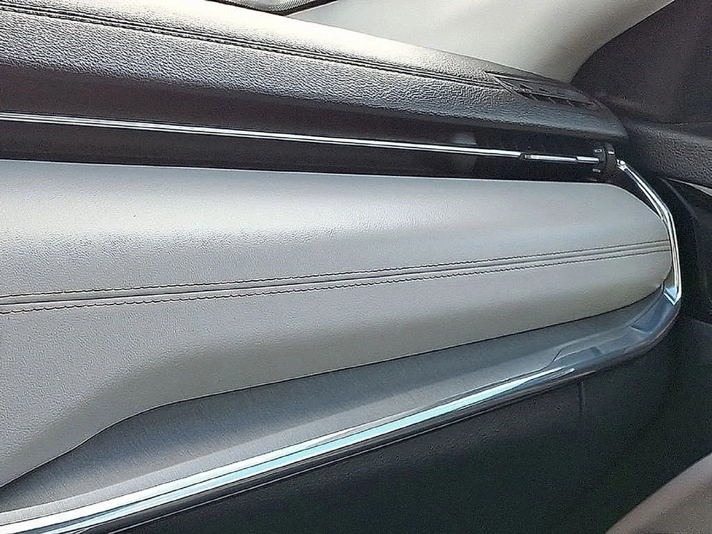 Certified Used 2022 Billet Silver Metallic Clearcoat Jeep Limited image 30