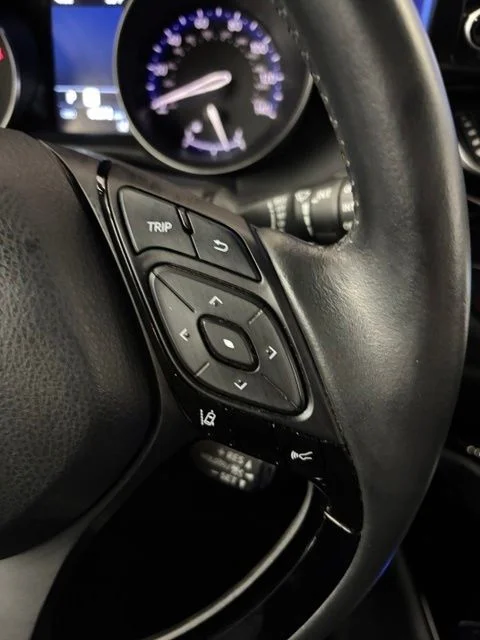 Used 2022 Beige Toyota XLE image 16