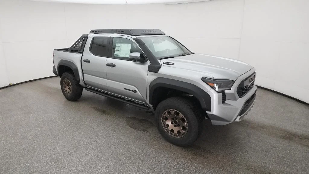 2025 Toyota Tacoma Trailhunter - Photo 3