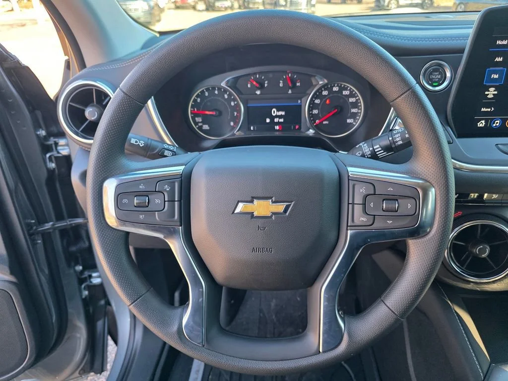 2025 Chevrolet Blazer 2LT - Photo 17