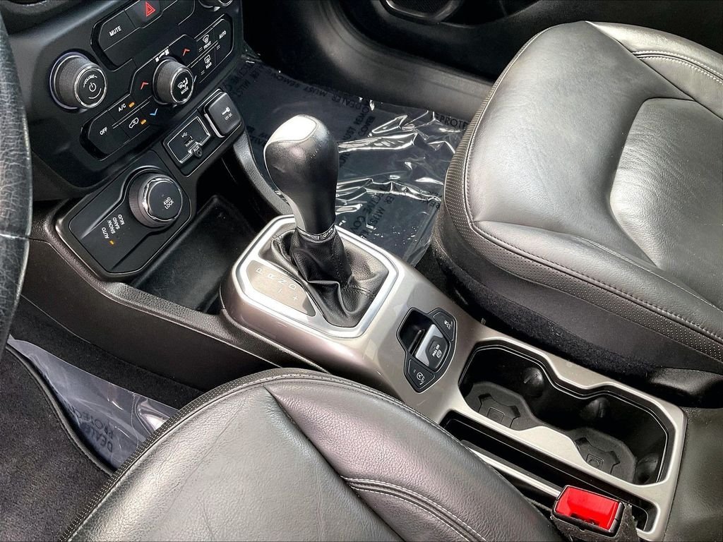 Used 2020 Blue Jeep Limited image 20