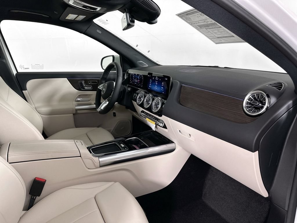 New 2026 Polar White Mercedes-Benz GLA 250 image 61