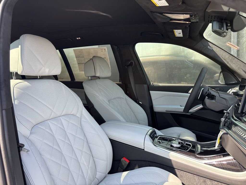 New 2027 Alpine White BMW xDrive40i image 21