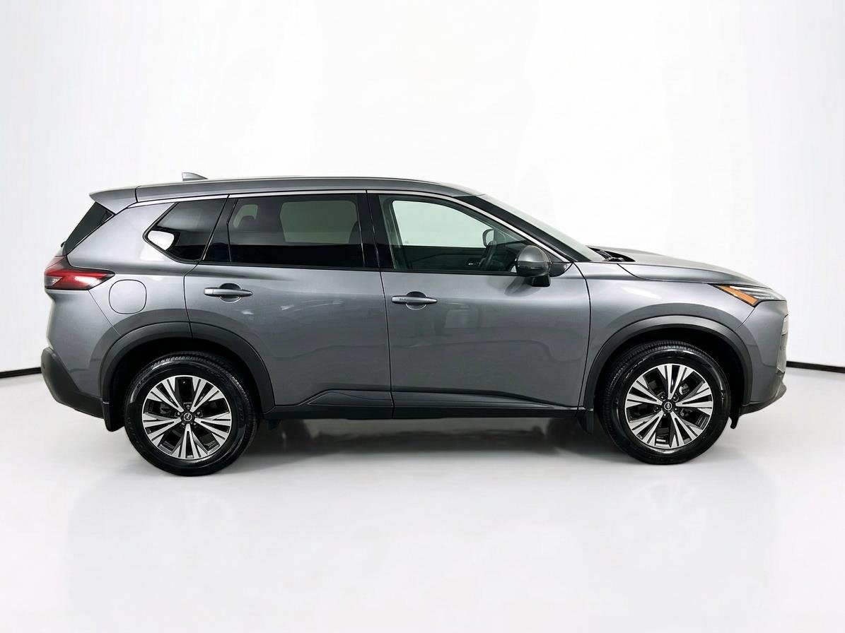 Used 2023 Gun Metallic Nissan SV image 5