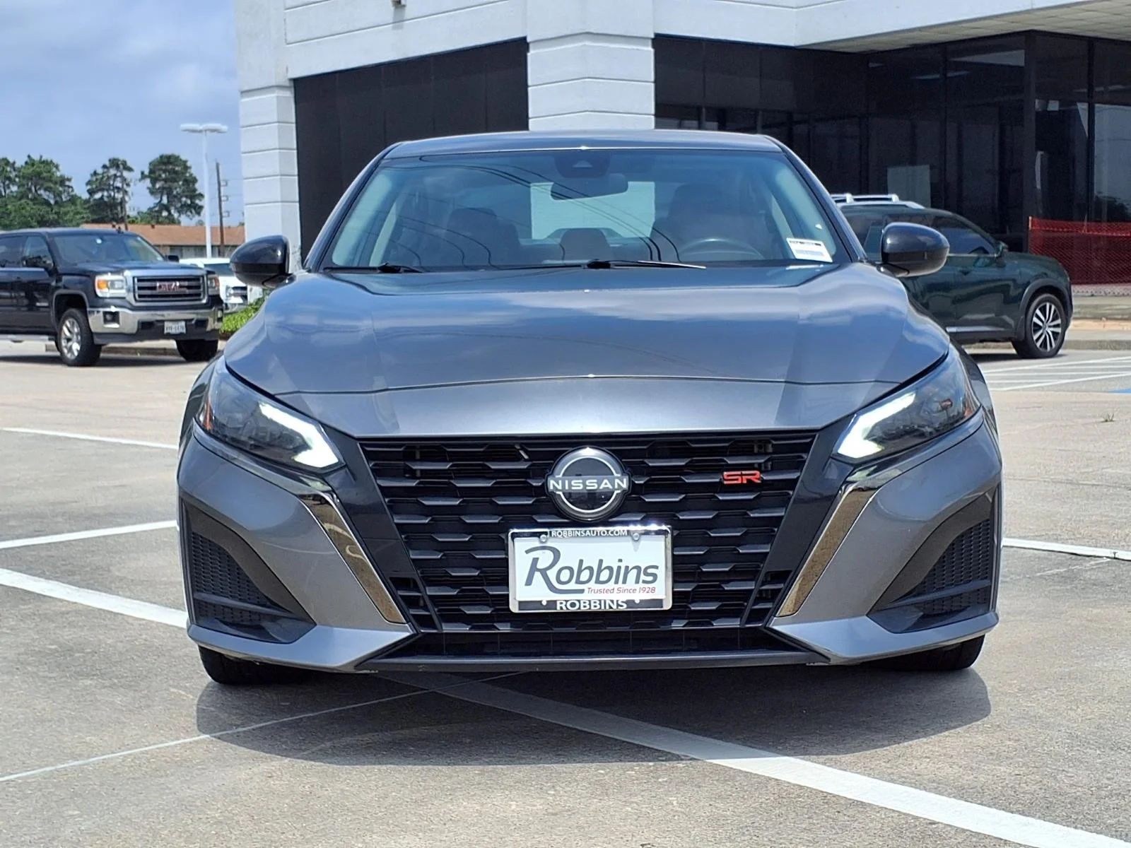 2024 Nissan Altima 2.5 SR Gray at Robbins Nissan