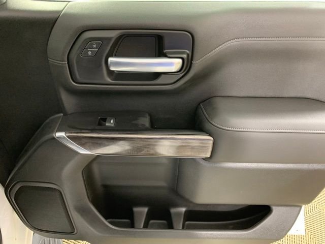 Used 2020 White Chevrolet LTZ image 29