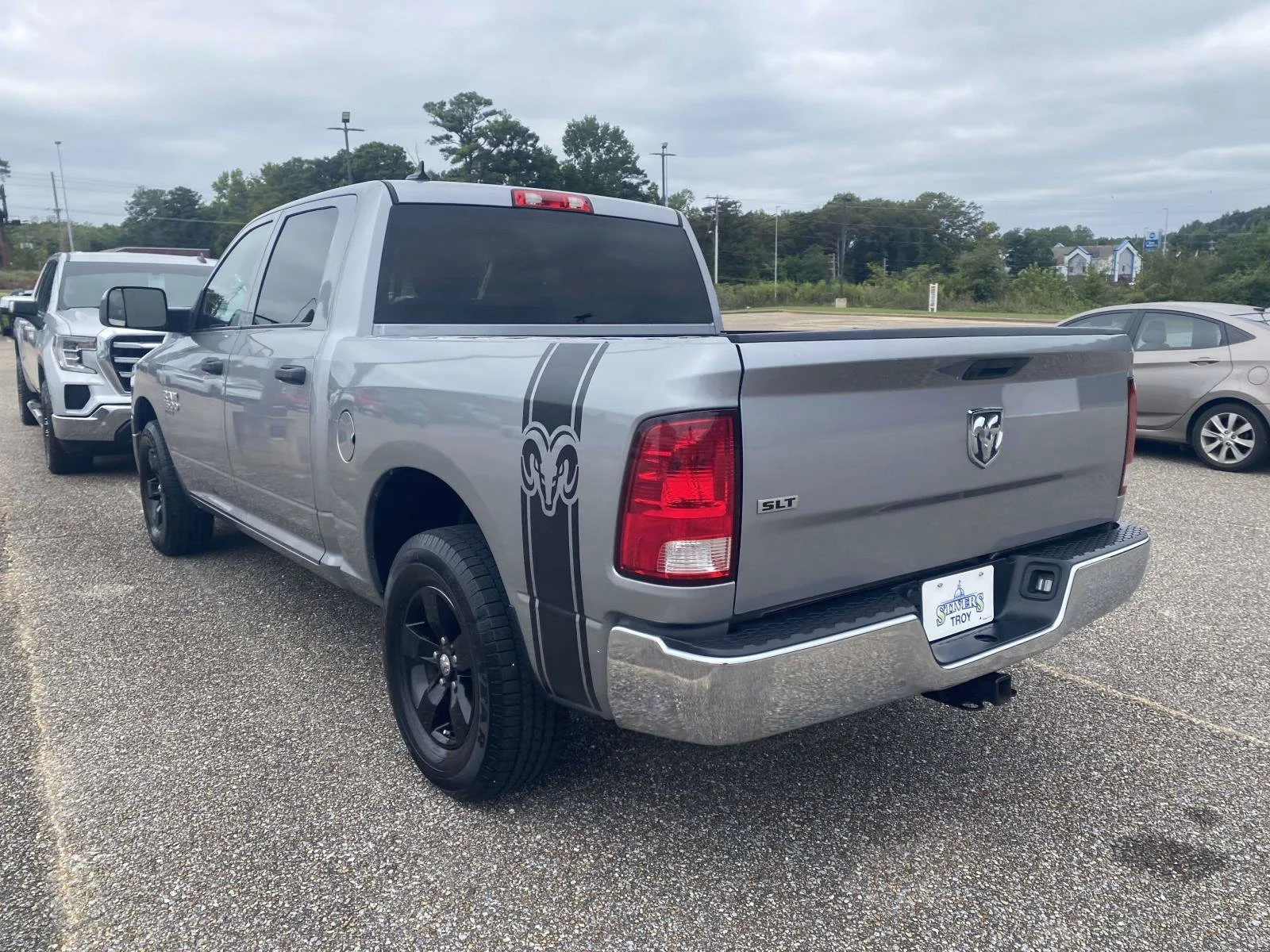 Used 2022 Silver Ram SLT image 5