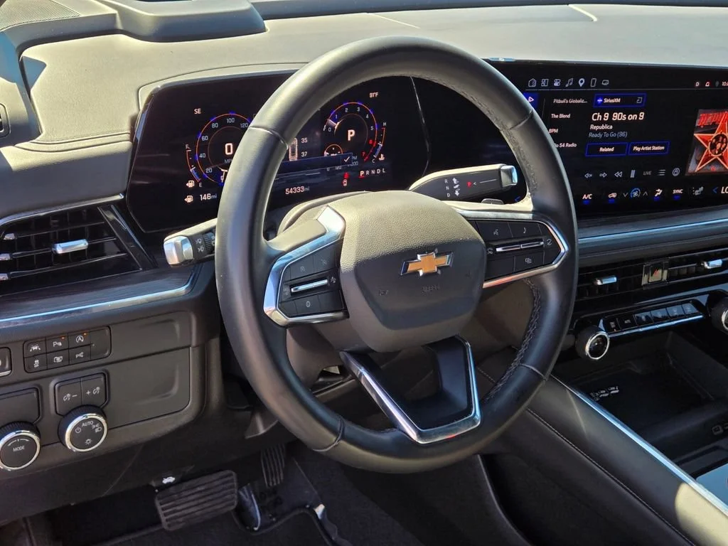 Used 2025 Dark Ash Metallic Chevrolet LT image 20