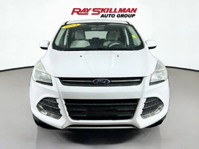 Used 2014 White Ford SE image 2