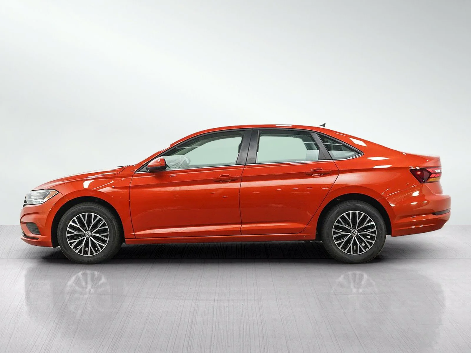 Used 2019 Volkswagen Jetta SE with VIN 3VWCB7BU7KM211595 for sale in Burnsville, Minnesota