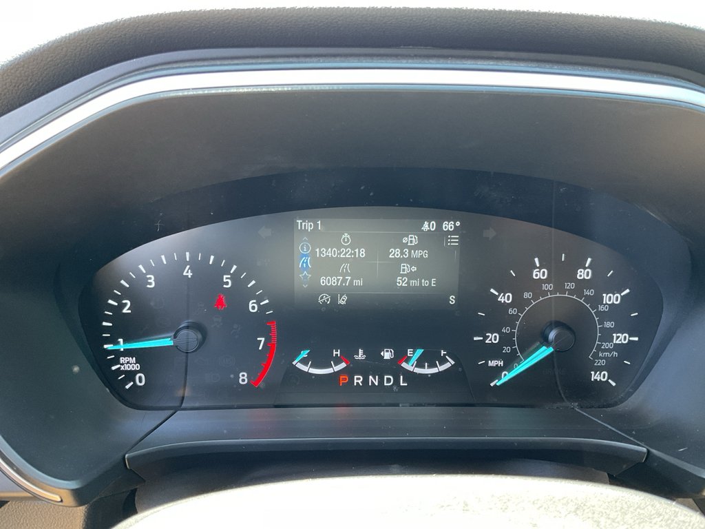Used 2020 Magnetic Metallic Ford SE image 23