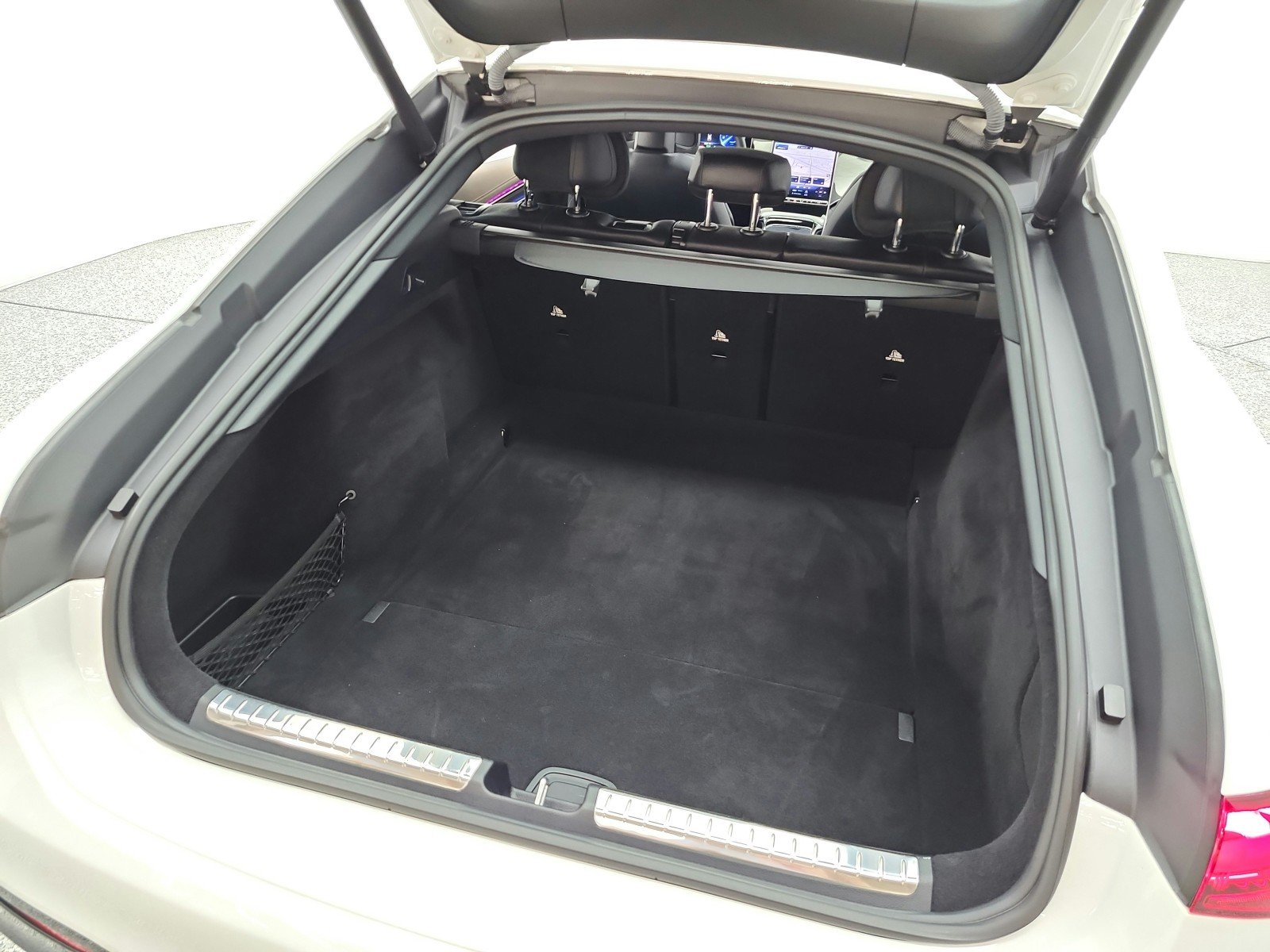 Certified Used 2023 Polar White Mercedes-Benz EQS 450 4MATIC® Sedan image 21