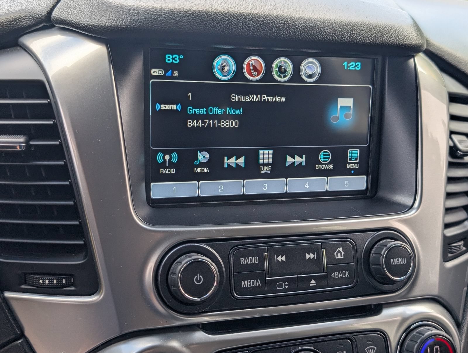 Used 2020 SHADOW GRAY METALLIC Chevrolet LS image 18