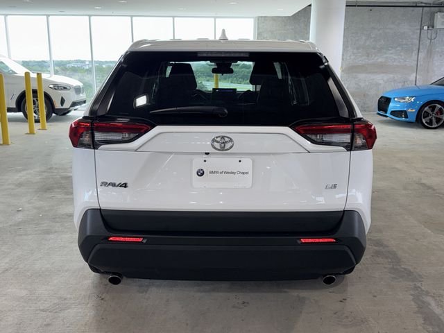 Used 2023 Ice Toyota LE image 6