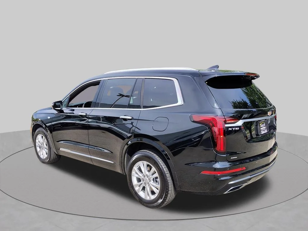 Used 2024 Black Cadillac Luxury image 7