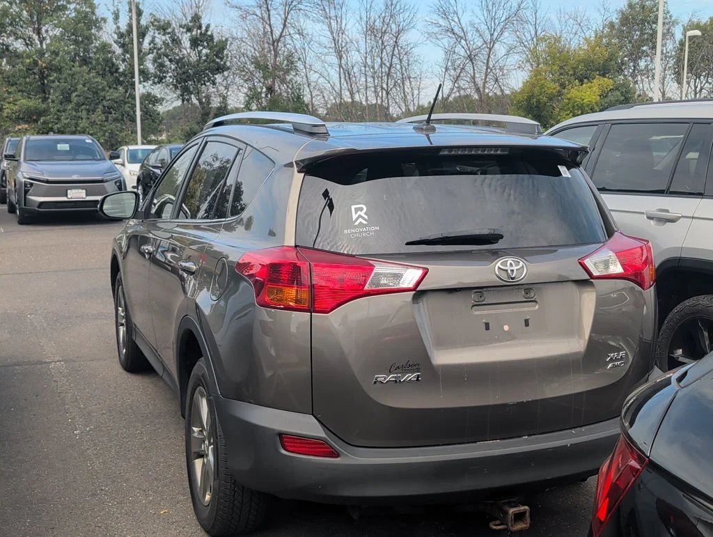 Used 2015 Brown Toyota XLE image 5