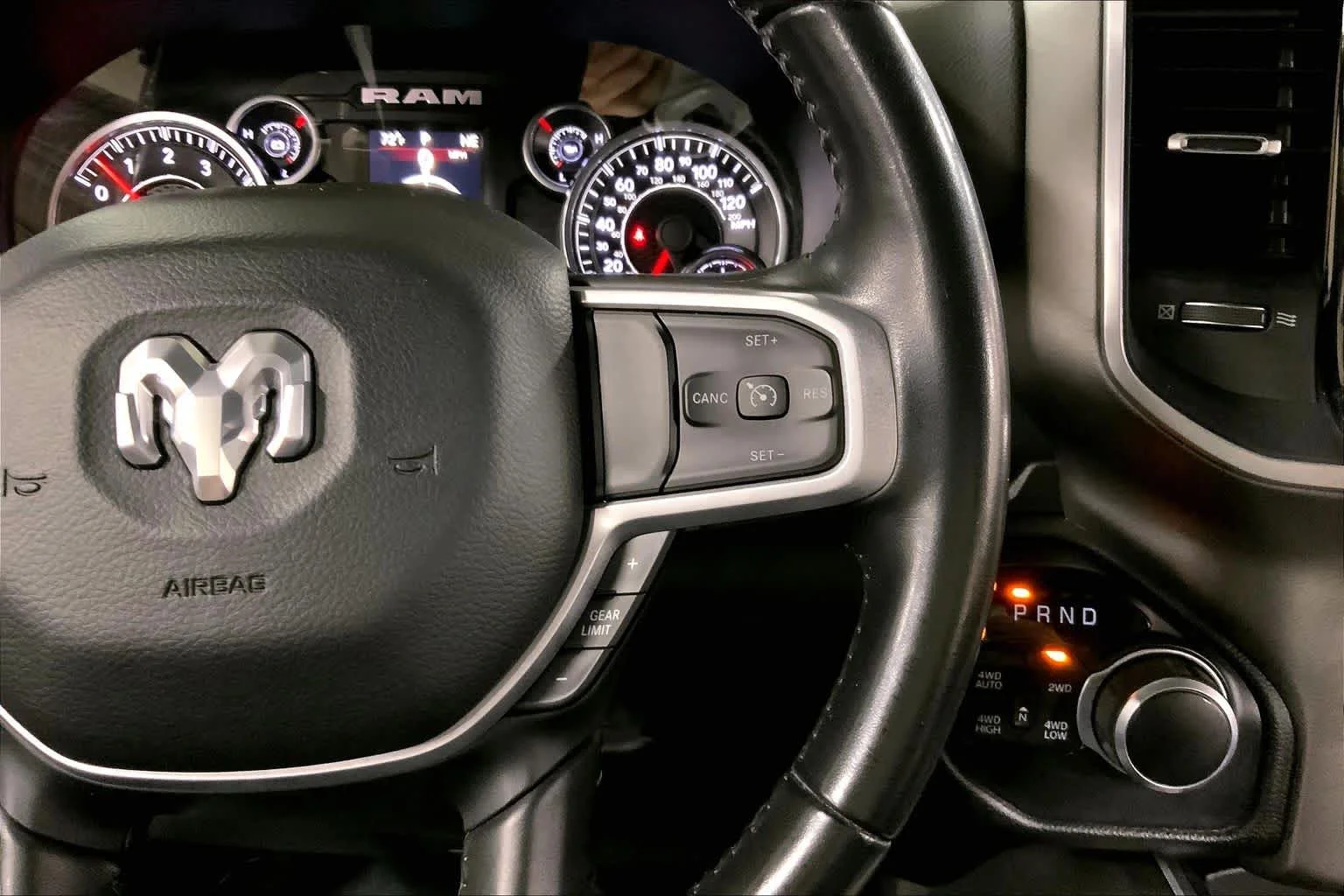 Used 2020 Delmonico Red Pearlcoat Ram Big Horn image 25