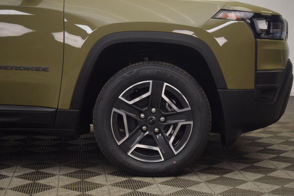 New 2026 41 Exterior Paint Jeep Laredo image 6