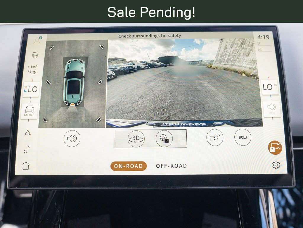 Used 2025 Gray Land Rover Autobiography image 30