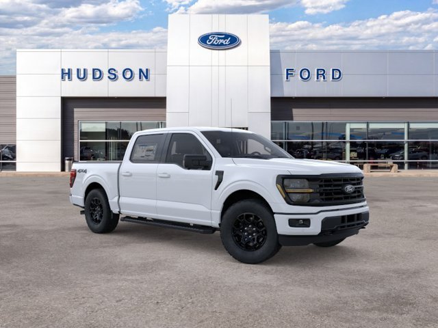 New 2026 Oxford White Ford XLT image 7