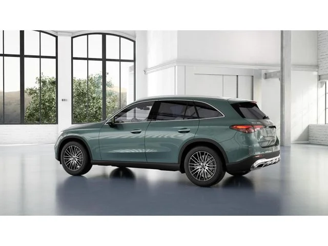 New 2027 Silver Mercedes-Benz GLC 300 image 32