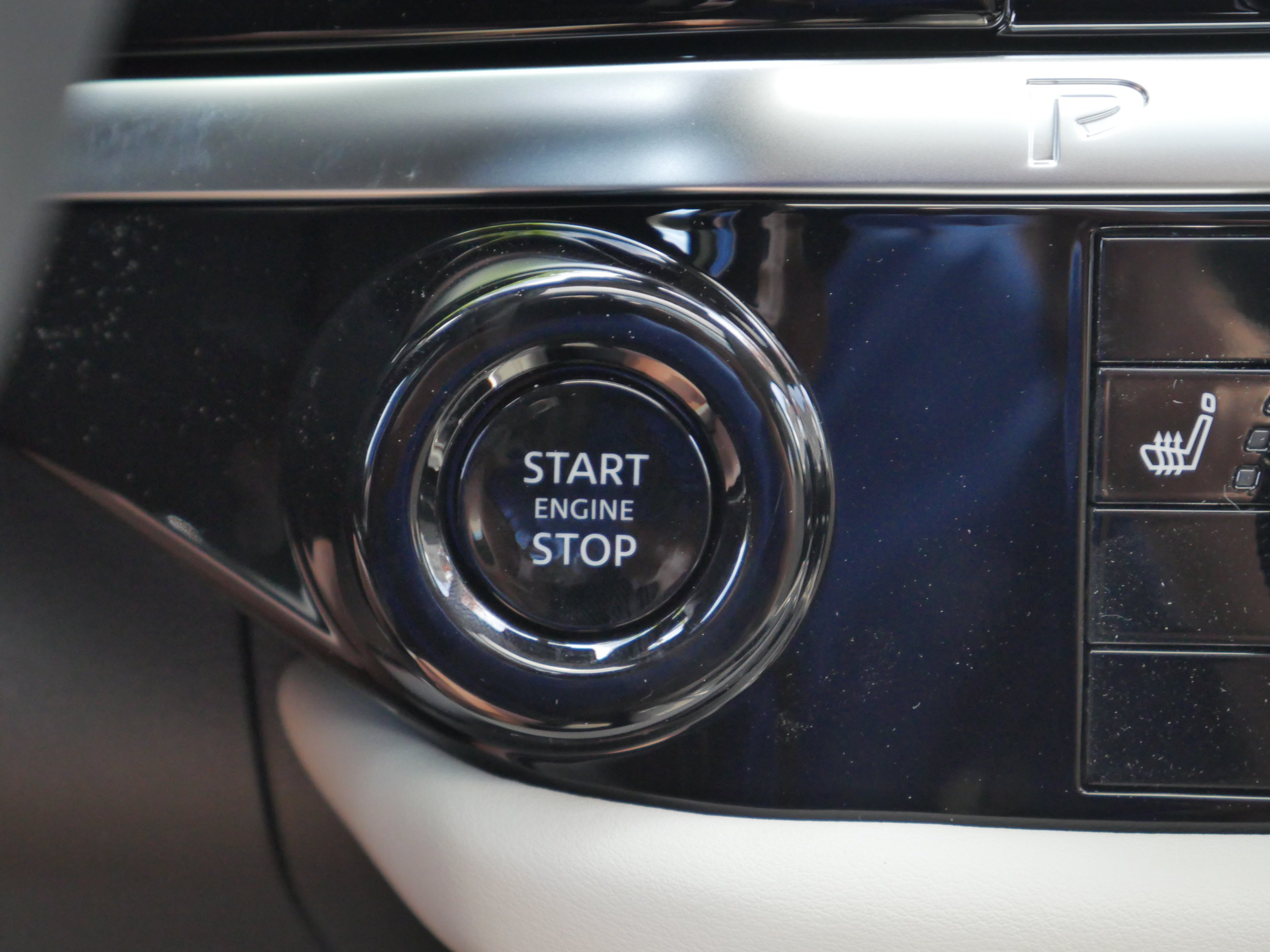New 2026 Deep Ocean Blue Pearl Nissan SL image 9