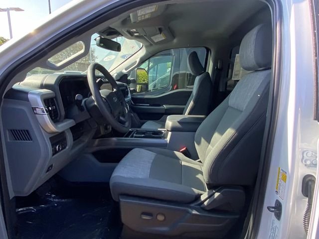 New 2026 White Ford XLT image 9