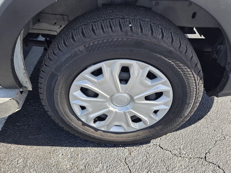 Used 2025 Oxford White FORD T-250 130" LOW RF 9070 GVWR RWD image 15