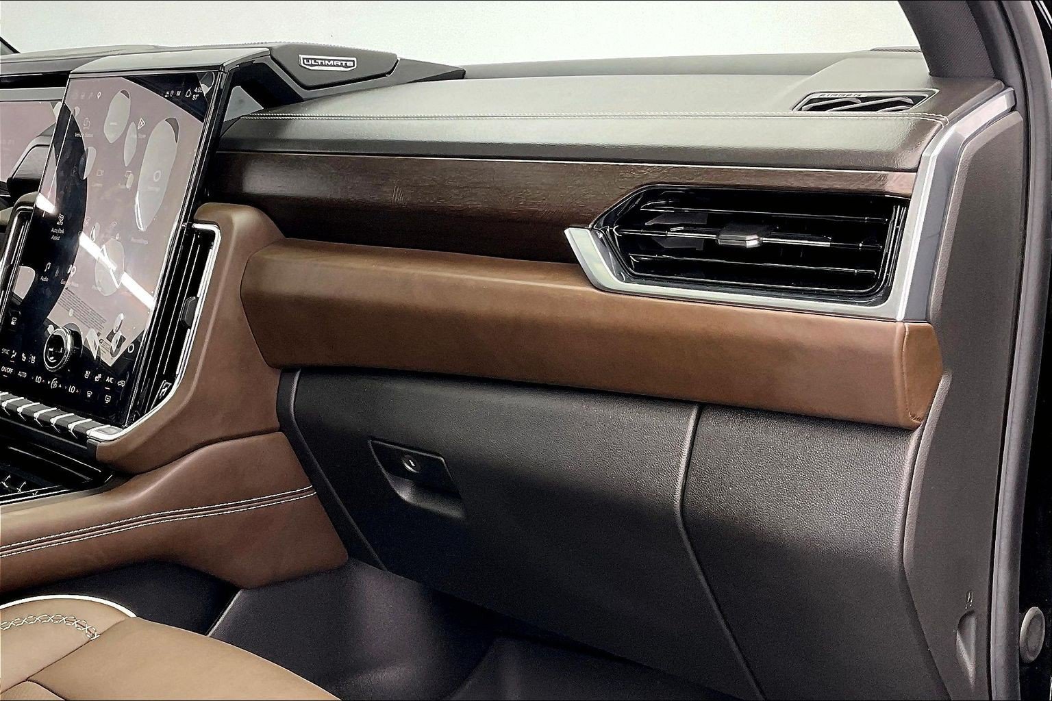 2026 GMC Yukon XL Denali Ultimate - Photo 6