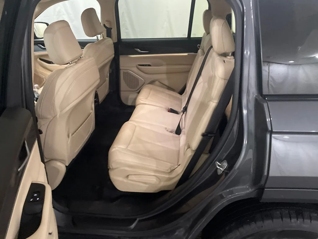 Used 2021 Baltic Gray Metallic Clearcoat Jeep Limited image 29