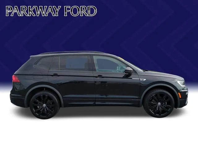 Used 2020 Black Volkswagen 2.0T SE R-Line Black image 6