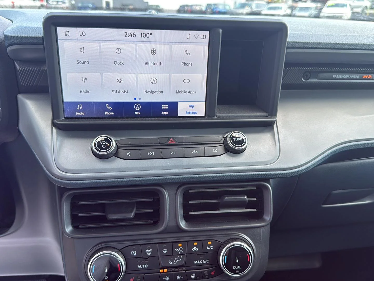 Used 2024 Carbonized Gray Metallic Ford LARIAT image 12