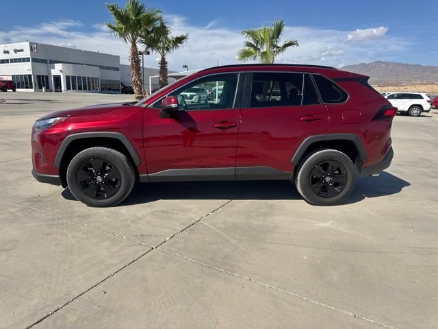2023 Toyota RAV4 XLE - Photo 2