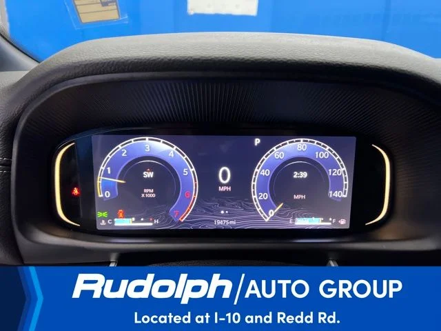 Used 2024 Silver Jeep Base image 15