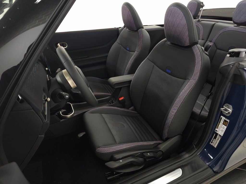 2026 MINI Convertible S - Photo 13