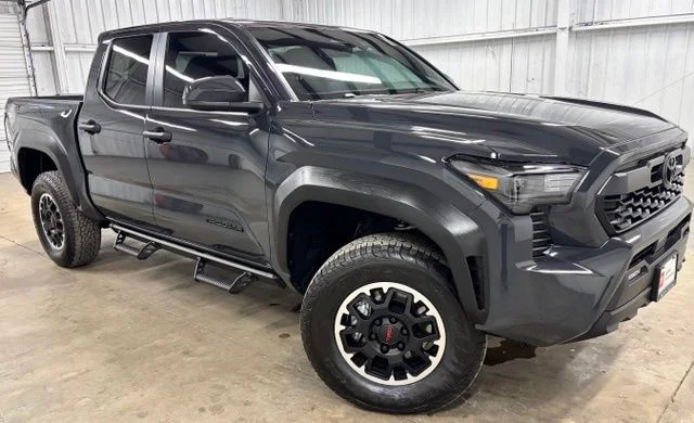 Certified Used 2026  Toyota TRD Off-Road image 1