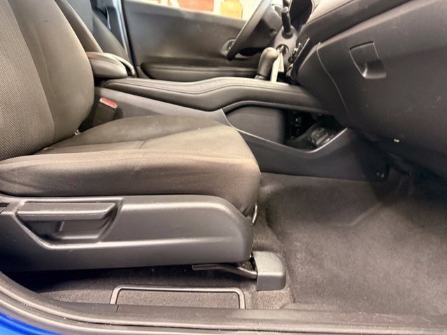Used 2018  Honda LX image 26