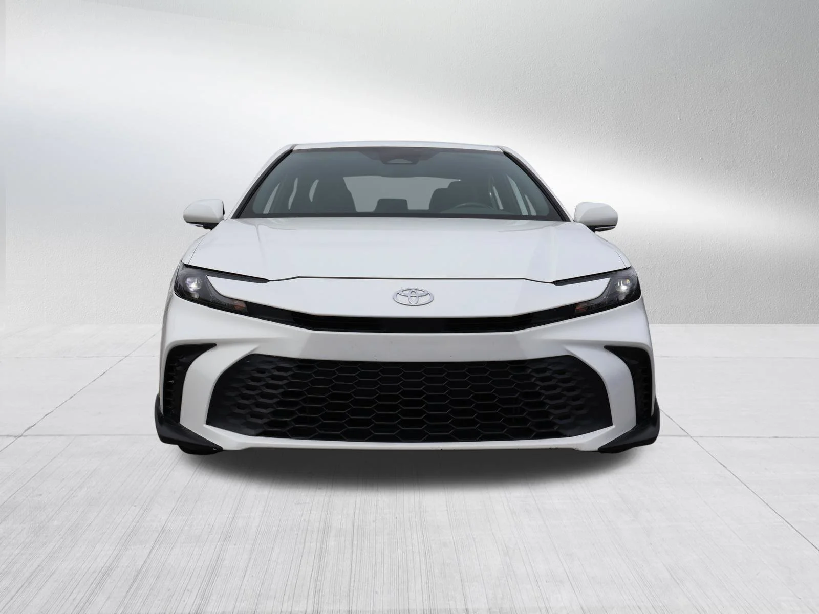 Used 2025 Toyota Camry SE with VIN 4T1DAACK1SU022260 for sale in Kansas City