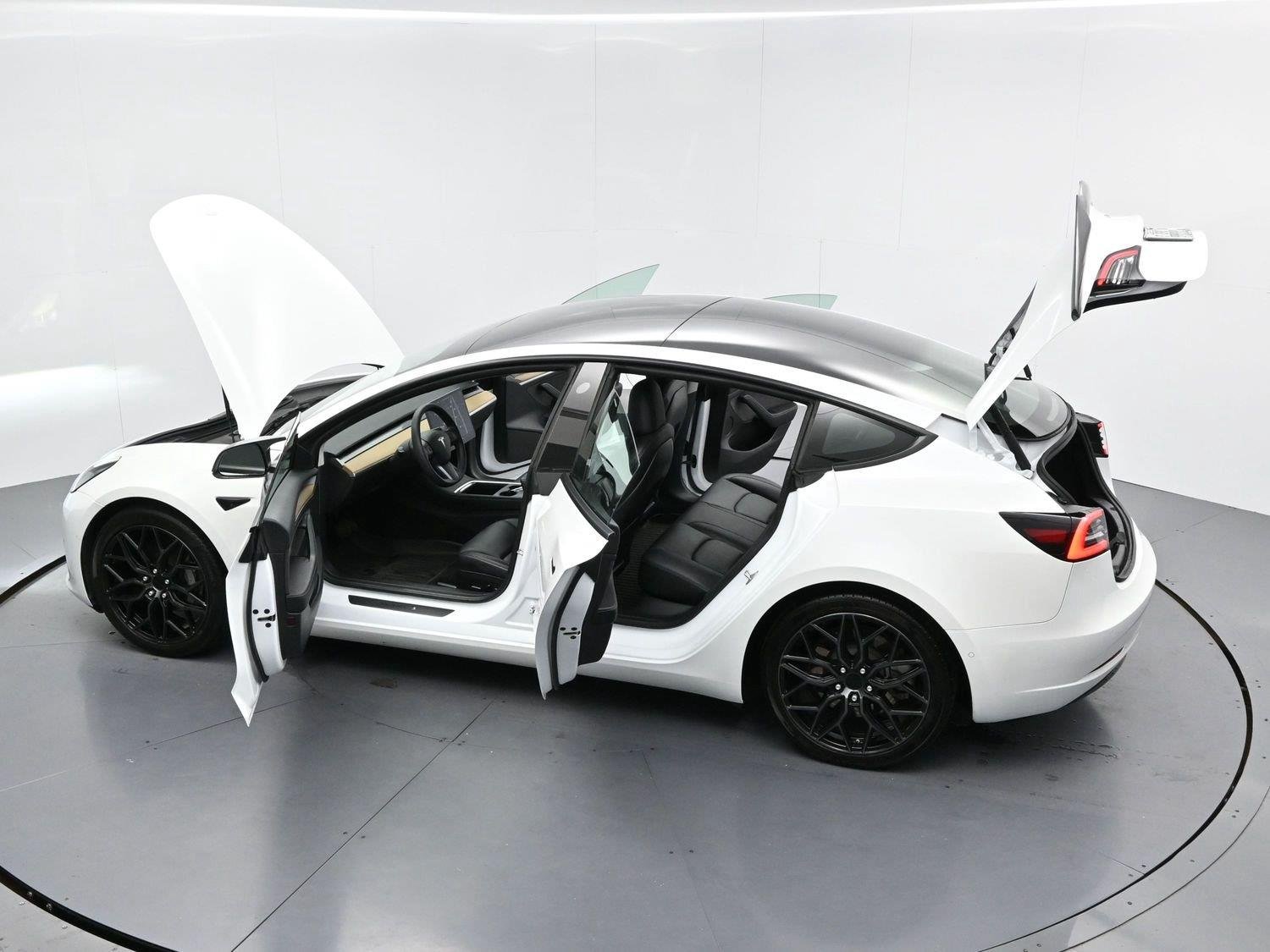Used 2021 Pearl White Multi-coat Tesla Standard Range Plus image 33