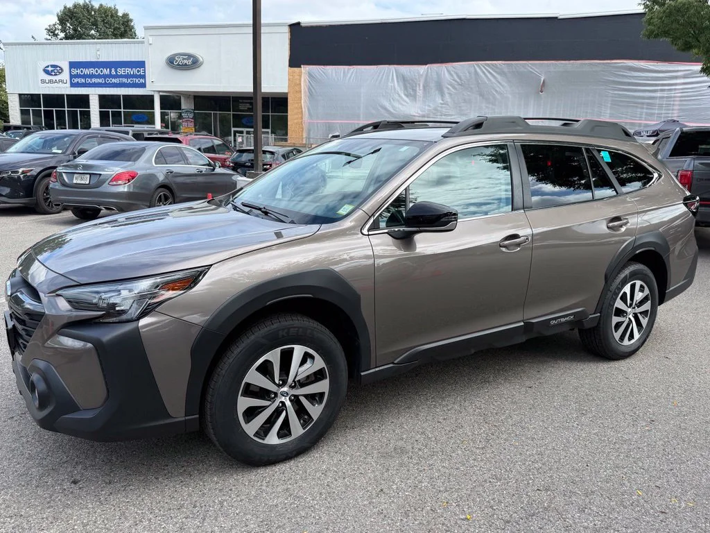 Used 2024 Brilliant Bronze Metallic Subaru Premium image 4