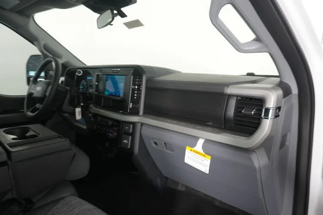 New 2026 Oxford White Ford F-250® XLT image 33