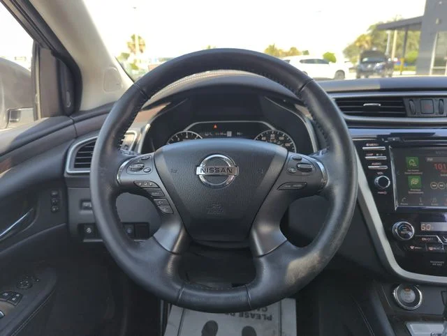 Used 2019 White Nissan Platinum image 26